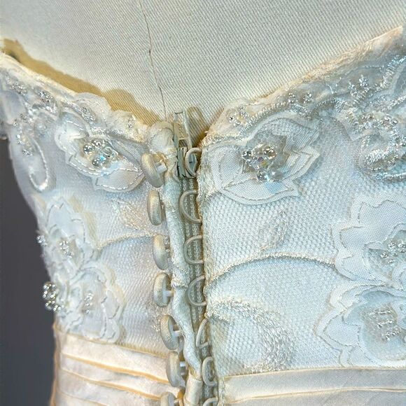 Justin Alexander 8555 tea length embroidered wedding dress size 4 in ivory/nat - Picture 8 of 16